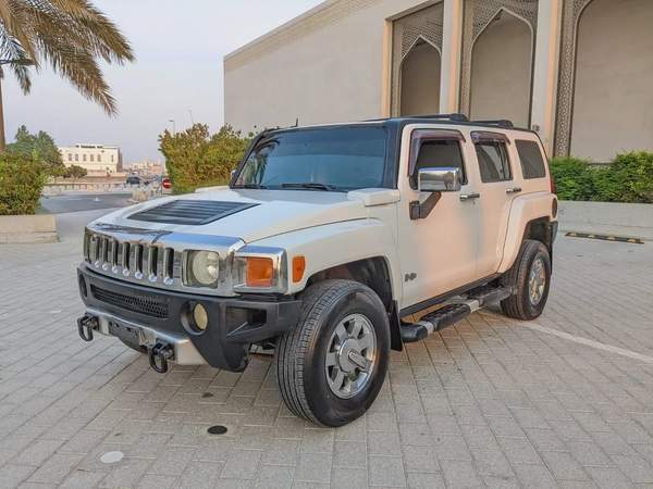 Hummer H3 2006 GCC Premium Condition With Leather seats Navigation Low Km Perfect Family Suv