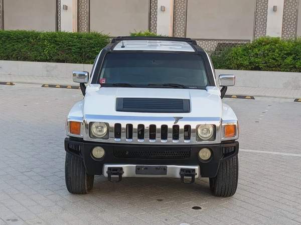 Hummer H3 2006 GCC Premium Condition With Leather seats Navigation Low Km Perfect Family Suv