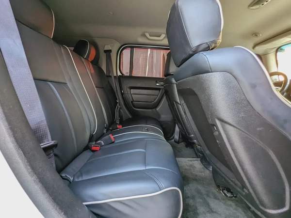 Hummer H3 2006 GCC Premium Condition With Leather seats Navigation Low Km Perfect Family Suv