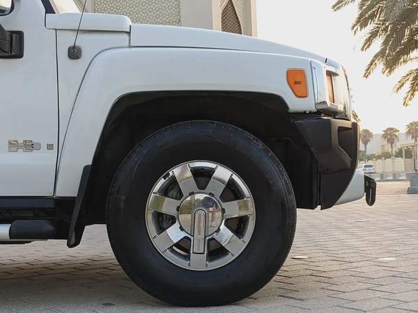 Hummer H3 2006 GCC Premium Condition With Leather seats Navigation Low Km Perfect Family Suv