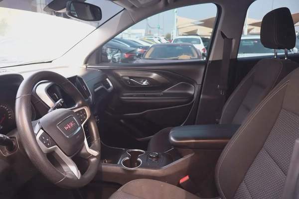 GMC Terrain SLE - 2022 GCC UNDER WARRANT-