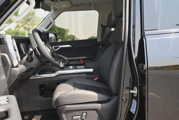 BEST OFFER - FREE WARRANTY & SERVICE - DEFENDER KIT - JETOUR T2 LUXURY