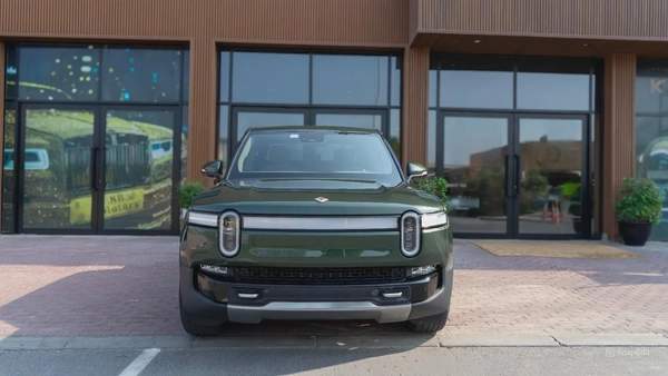 2022 Rivian R1T Adventure | Large Battery | Full Options | Very Clean and Low Mileage