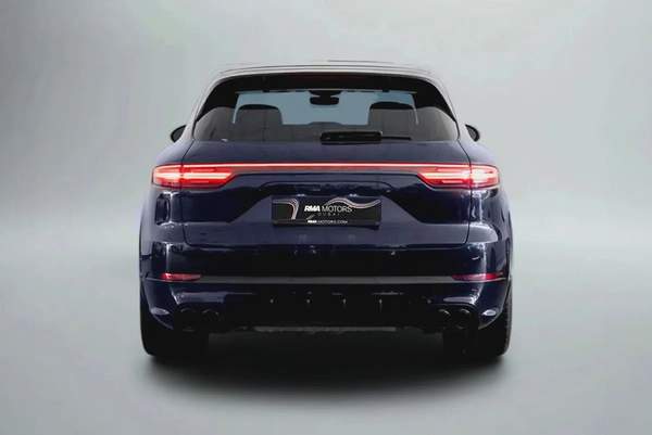 6,965 AED / 60 month’s | 0% DP | 2022 Porsche Cayenne GTS / Full Porsche Service History Warranty