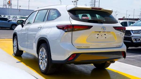 2026 Toyota Highlander 2.5L HYBIRD Limited - GCC Specs - Perfect Condition