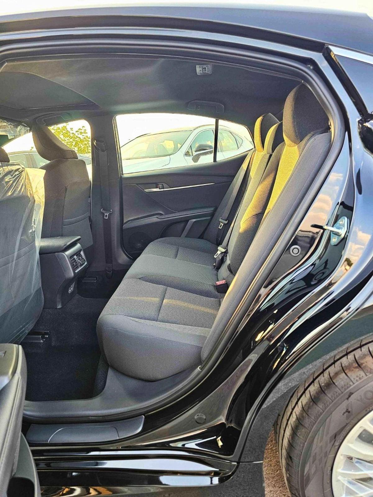 Toyota Camry LE / 2.5L V4 PETROL / DRIVER POWER SEAT / SUNROOF (CODE # LE)-9-9