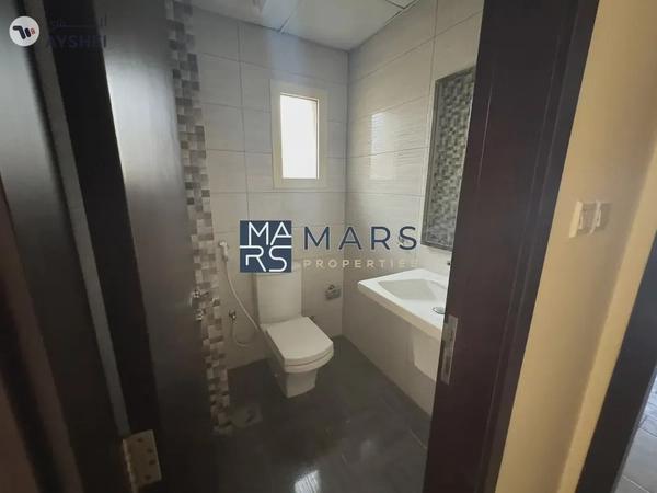 Luxurious 4bedrooms Vvilla is available for rent in barashii sharjah