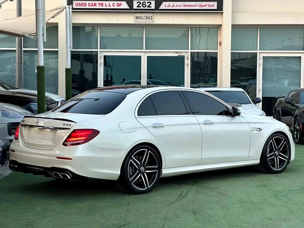 MERCEDES BENZ AMG E63 KOREAN 2018 Perfect Condition 5 buttons Full option Full Carbon Fiber-3-3