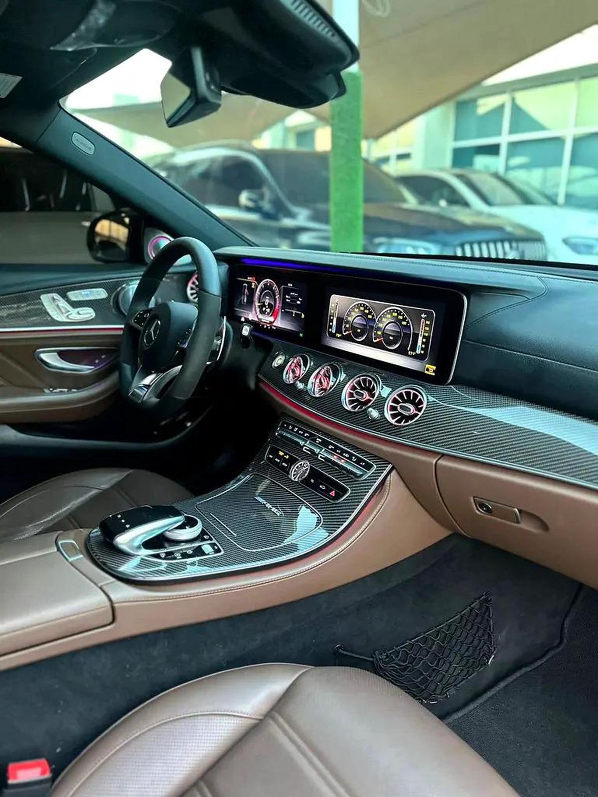 MERCEDES BENZ AMG E63 KOREAN 2018 Perfect Condition 5 buttons Full option Full Carbon Fiber-2-2