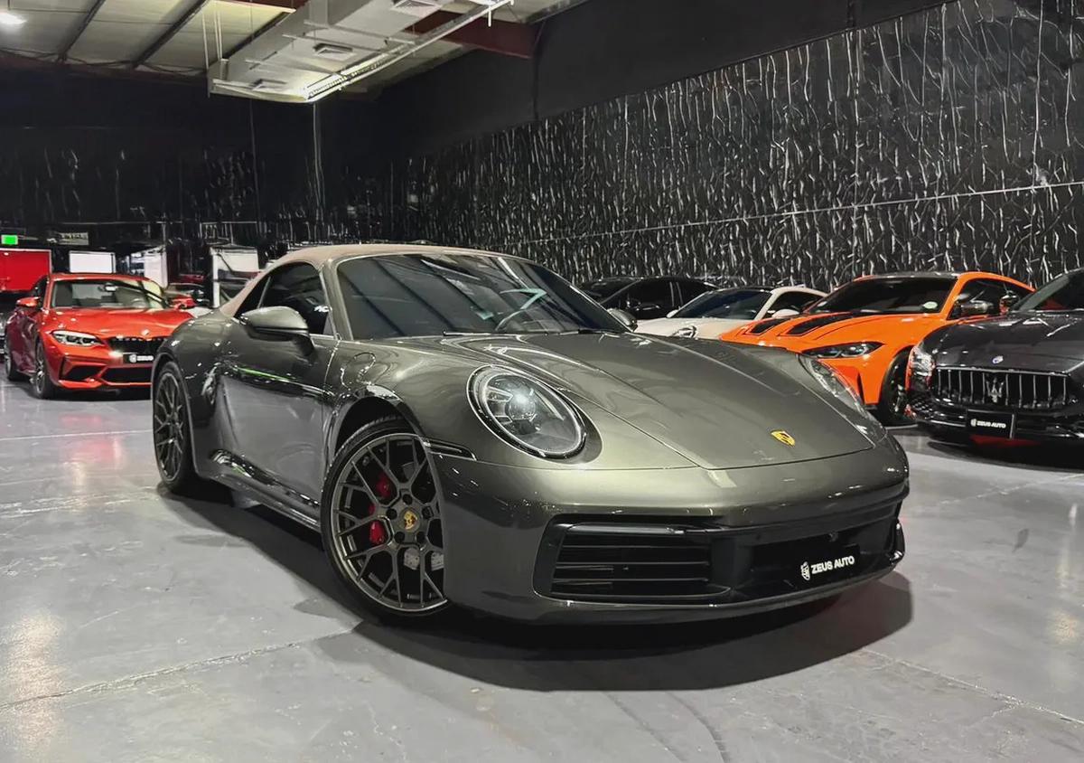 Porsche 911 Carrera S 2020 GCC specs for 499,000.00 AED-2-2