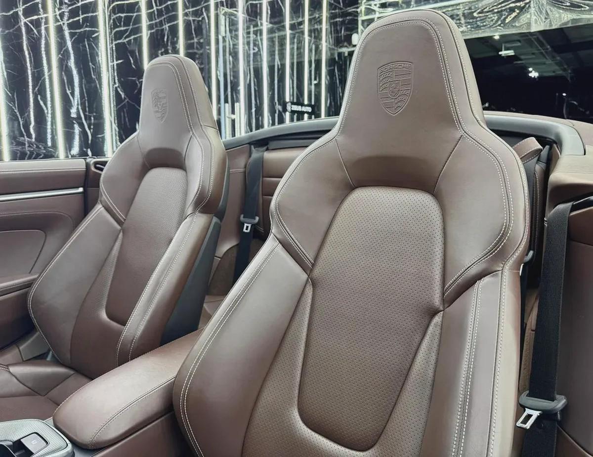 Porsche 911 Carrera S 2020 GCC specs for 499,000.00 AED-16-16