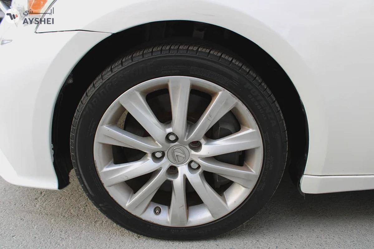 lexus is 2016 amrican-10-10