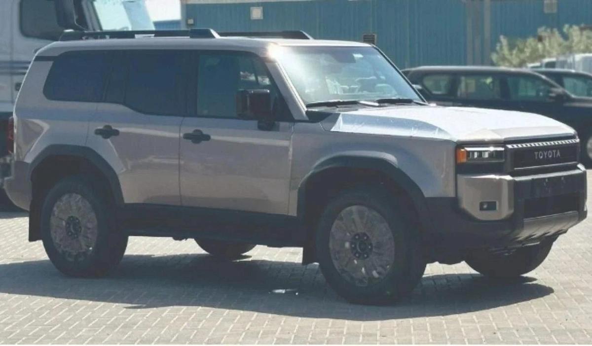 Toyota Prado 2.4L Turbo Petrol Luxury 8A/T-1-1