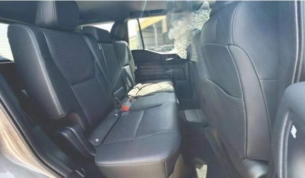 Toyota Prado 2.4L Turbo Petrol Luxury 8A/T