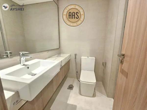Luxurious Ultra Modern Brand Studio with And All 5 Star Amenities free