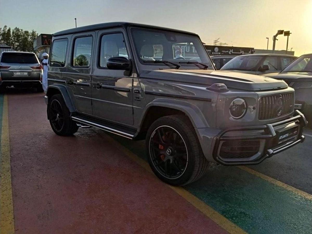 Mercedes-Benz G 63 AMG MERCEDES G 63- GREY INSIDE WHITE-2-2