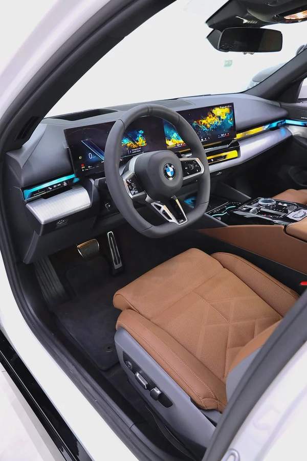 BMW 530i X-DRIVE M PACKAGE - BRAND NEW 2025 FULLY LOADED