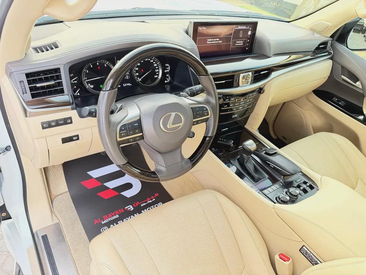 لكزس LX570 بلاتينيوم ابيض / بيج 2020 (الفطيم)-10-10