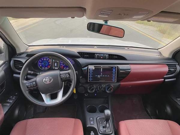 Toyota Hiulx 2020 automatic very good condition