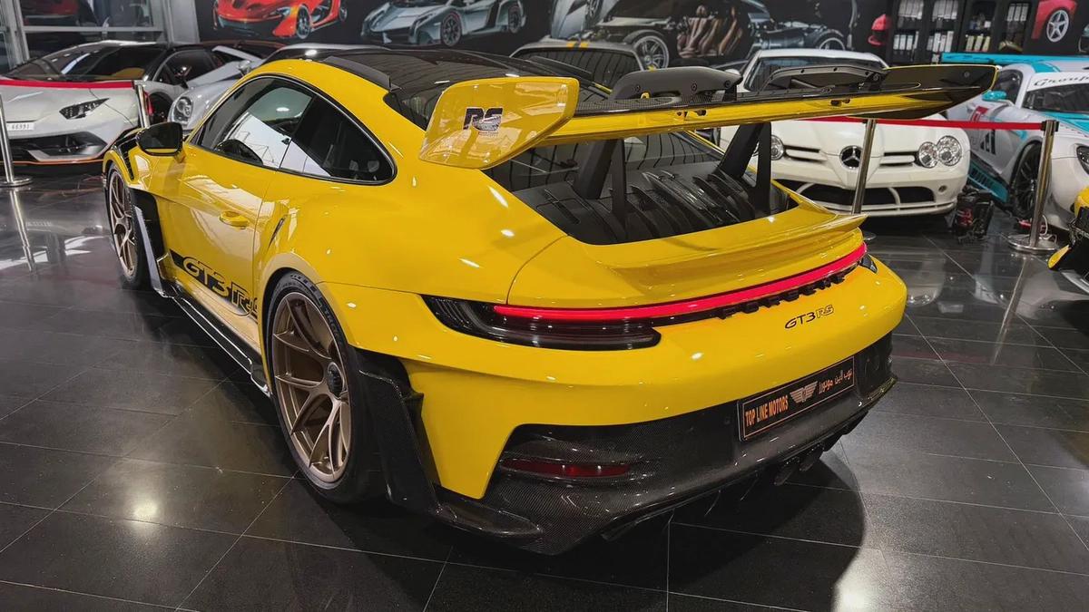 PORSCHE CARRERA /911 GT3 RS, GCC, AL NABODAH WARRANTY, FULL SERVICE HISTORY, FULL CARBON PACKAGE-11-11