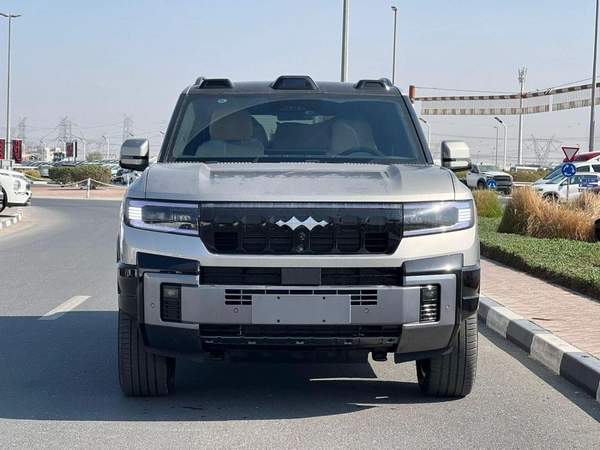 BYD Leopard 8 Smart and Brave Flagship Edition (7 Seats)