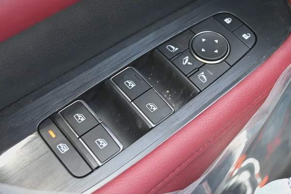 Nissan Patrol LE Titanium 3.5L Turbo 2026 - GCC Specs