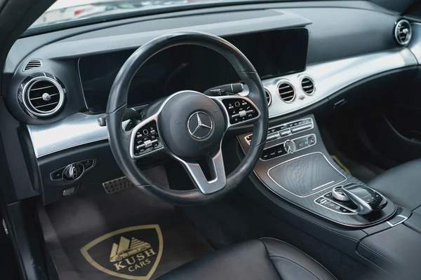2020 MERCEDES-BENZ E250 IN EXCELLENT CONDITION