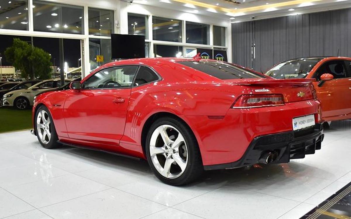 Chevrolet Camaro ( 2014 Model ) in Red Color GCC Specs-1-1