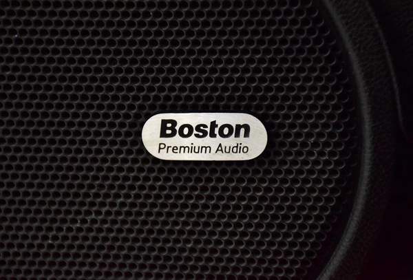 Chevrolet Camaro ( 2014 Model ) in Red Color GCC Specs