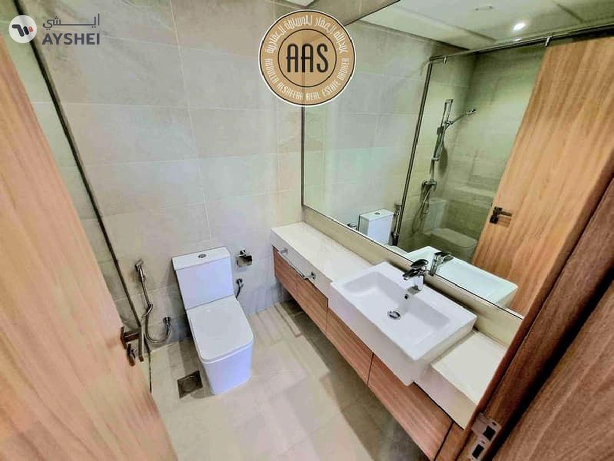 Corner 2BHK • High Floor • Chiller Free • Burj Khalifa View-9-9