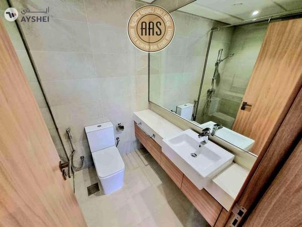 Corner 2BHK • High Floor • Chiller Free • Burj Khalifa View