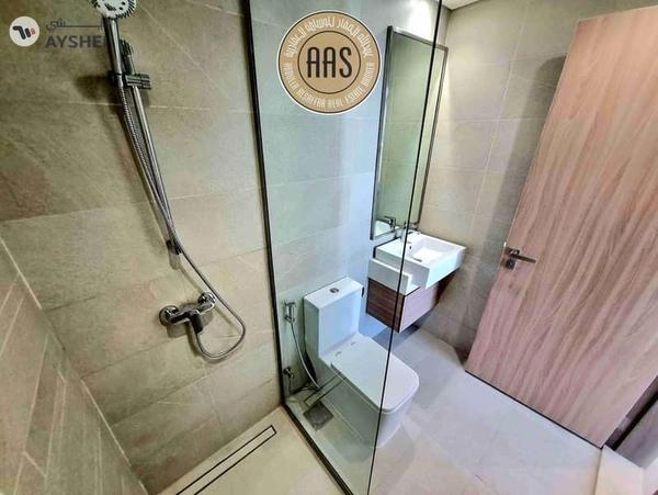 Corner 2BHK • High Floor • Chiller Free • Burj Khalifa View