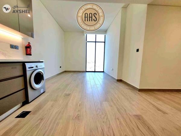 Corner 2BHK • High Floor • Chiller Free • Burj Khalifa View