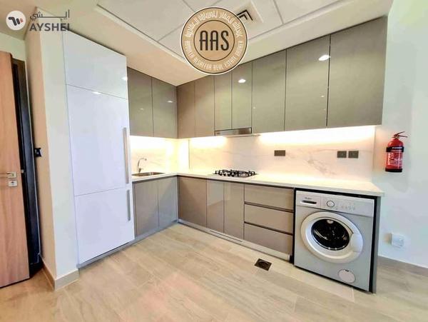 Corner 2BHK • High Floor • Chiller Free • Burj Khalifa View