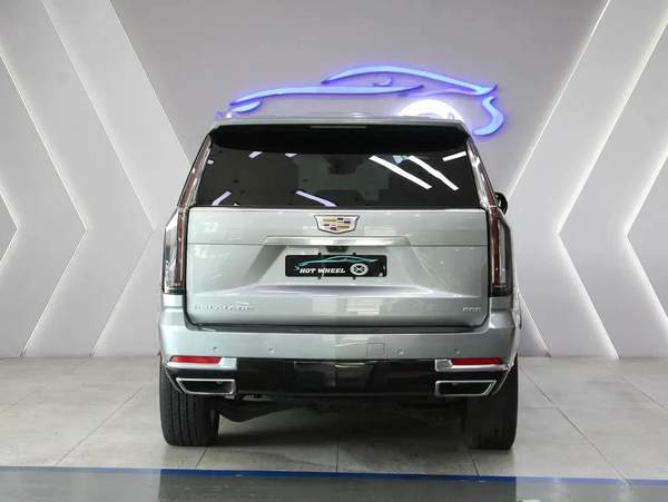 2025 - Cadillac Escalade Sport Platinum V8 with warranty