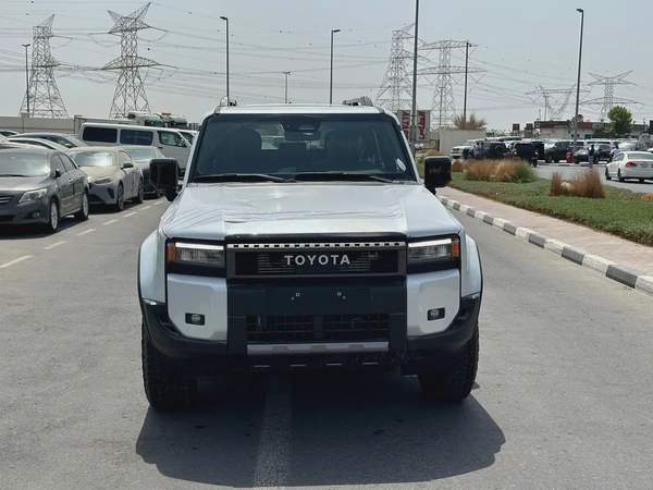 Toyota prado all rounder SE 2.4 petrol