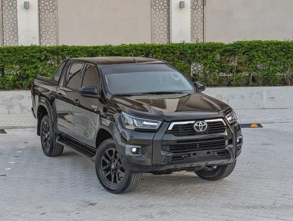 TOYOTA HILUX 2017 FACELIFTED 2025 ADVENTURE GCC V4 2.7L 4X4 IIN EXCELLENT CONDITION