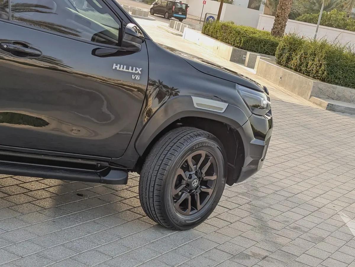 TOYOTA HILUX 2017 FACELIFTED 2025 ADVENTURE GCC V4 2.7L 4X4 IIN EXCELLENT CONDITION-11-11