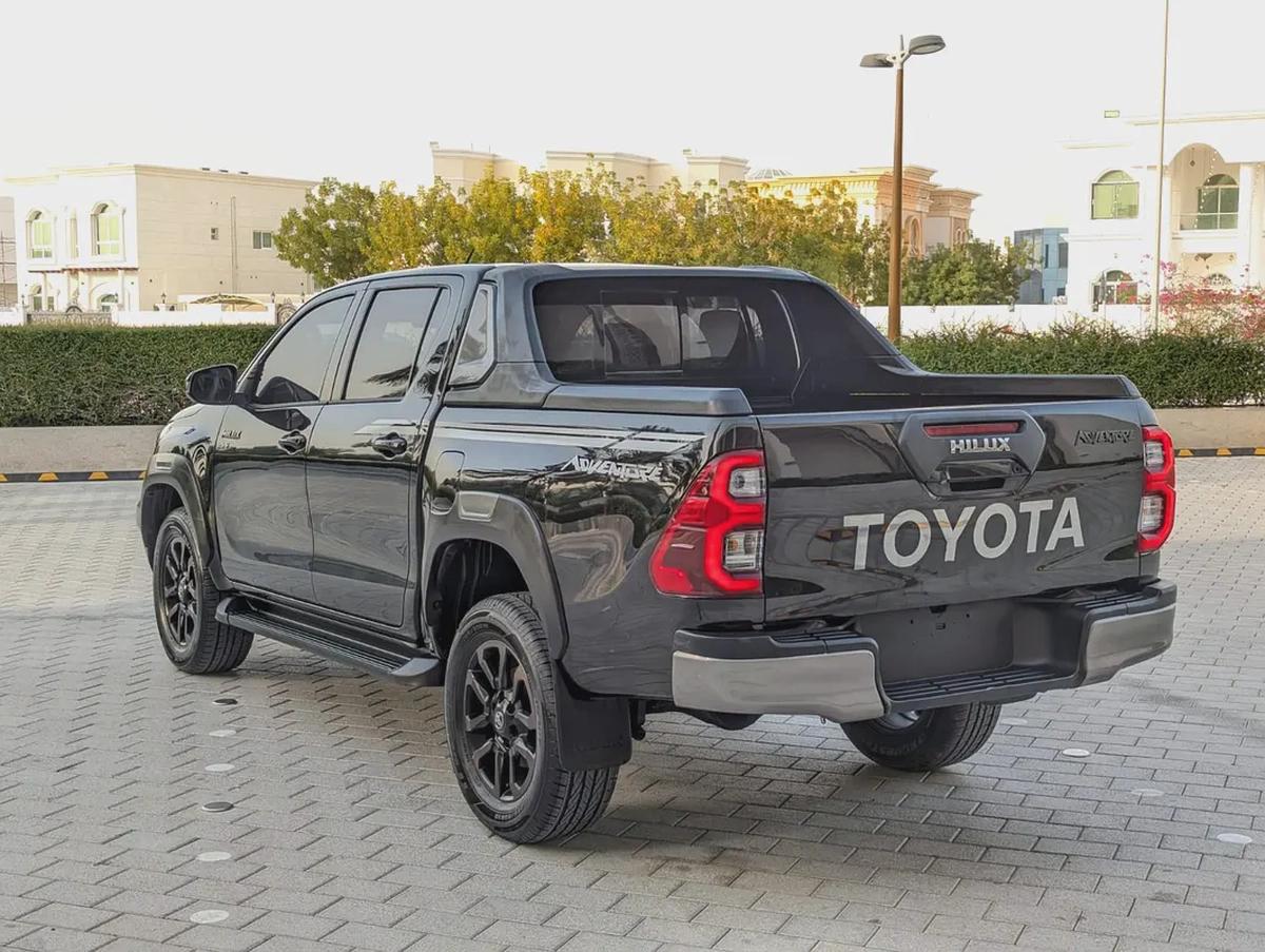 TOYOTA HILUX 2017 FACELIFTED 2025 ADVENTURE GCC V4 2.7L 4X4 IIN EXCELLENT CONDITION-12-12