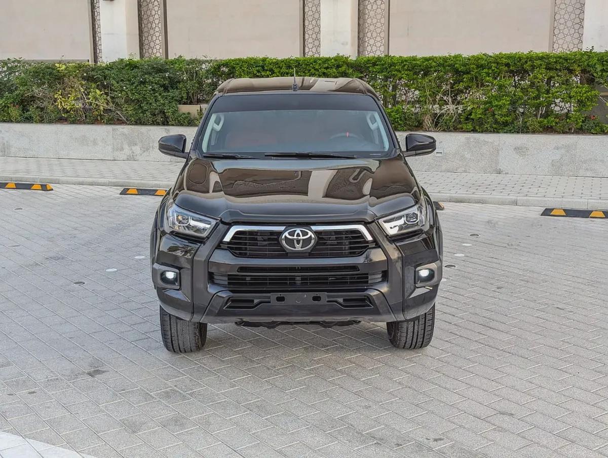 TOYOTA HILUX 2017 FACELIFTED 2025 ADVENTURE GCC V4 2.7L 4X4 IIN EXCELLENT CONDITION-17-17