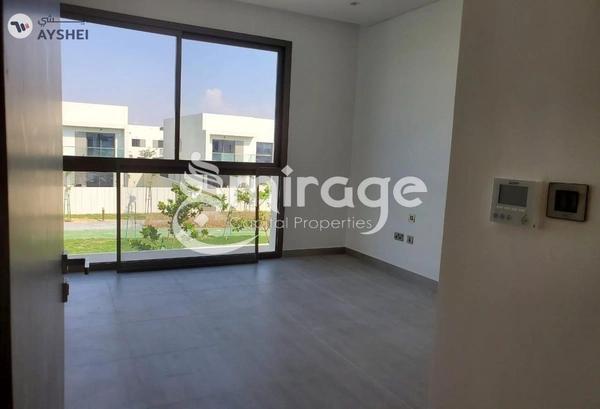 VILLA FOR SALE IN ASPENS, YAS ACRES