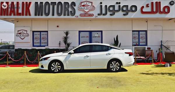 NISSAN ALTIMA 2022 MODEL AVAILABLE ON CASH AND BANK FINANCE WITH ZERO DOWNPAYMENT