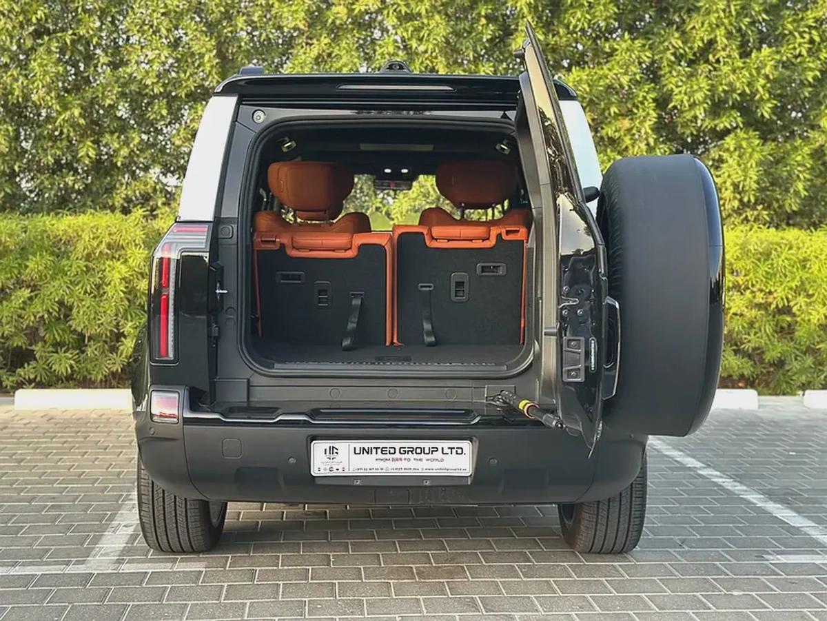 ROX 01 VIP / 2026 / HYBRID / Long-Range / New 6 seats-5-5