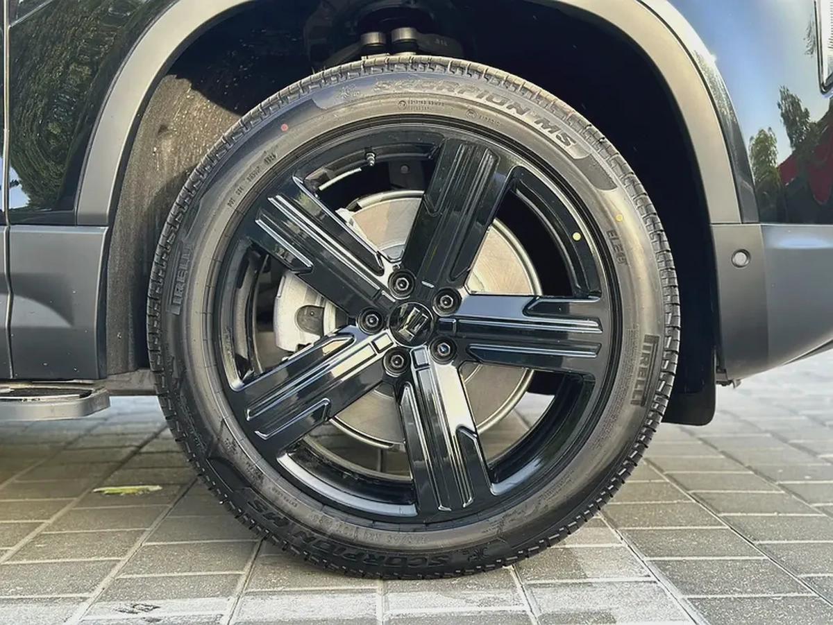 ROX 01 VIP / 2026 / HYBRID / Long-Range / New 6 seats-13-13