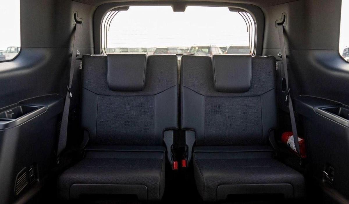 Toyota Prado TOYOTA PRADO 2.8L DIESEL FIRST EDITION 2025-12-12