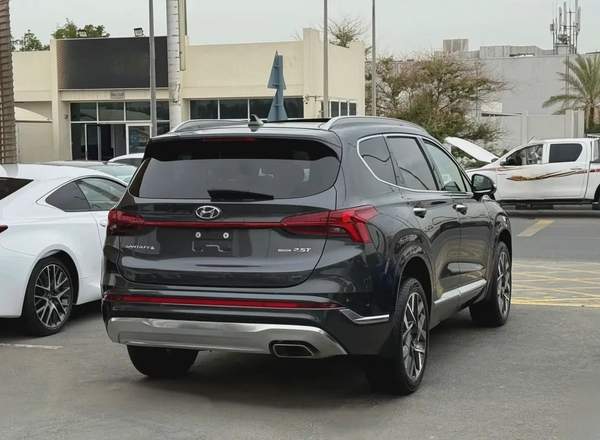 HYUNDAI - SANTA FE - CALLIGRAPHY - 2023 - V4 - 2,5L - BY TURBO - AMERICAN SPECS VERY GOOD CONDITION
