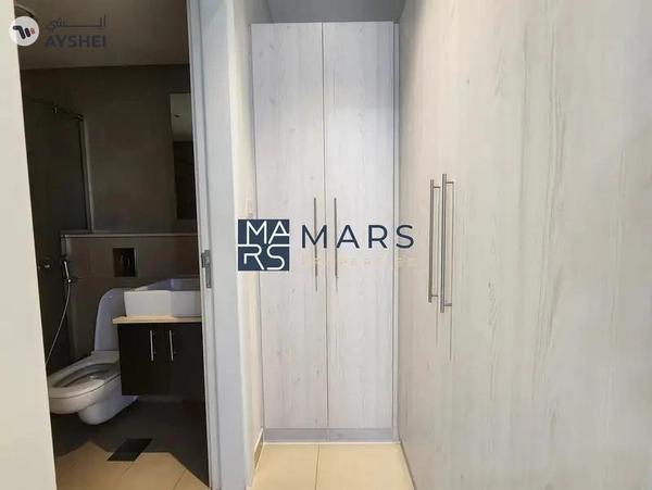 Spacious 3 bedrooms in single row available for rent in nasma residence for 100,000 AED yearly