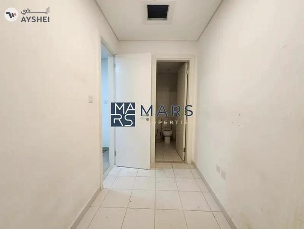 Spacious 3 bedrooms in single row available for rent in nasma residence for 100,000 AED yearly