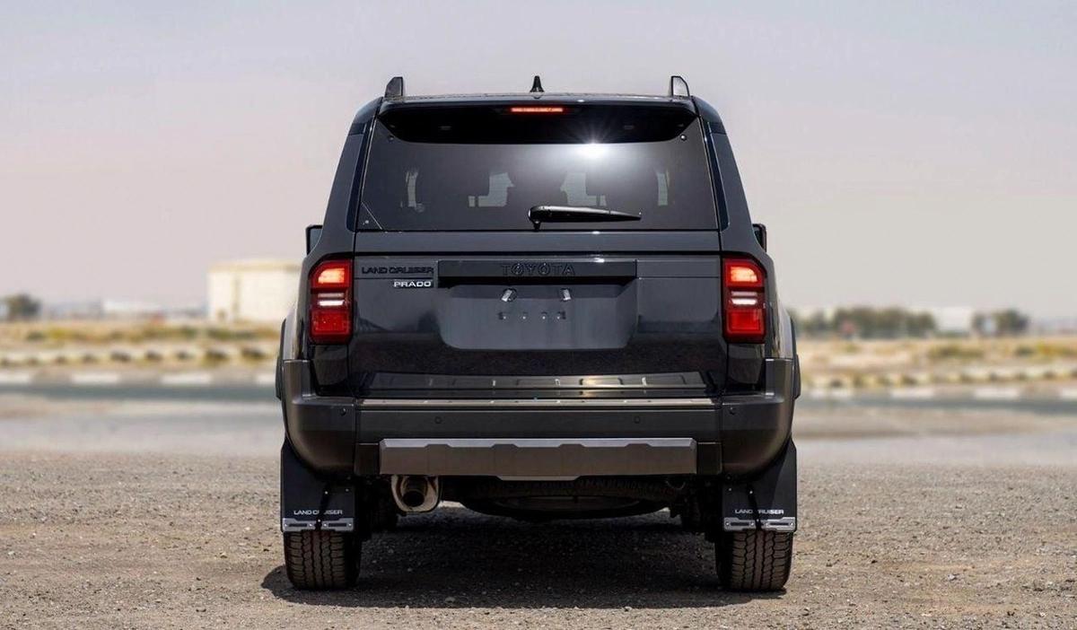 Toyota Prado TOYOTA PRADO 250 WX+ LUXURY 2.8D AT MY2025 – GREY-5-5