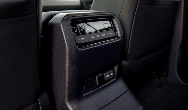 Toyota Prado TOYOTA PRADO 250 WX+ LUXURY 2.8D AT MY2025 – GREY